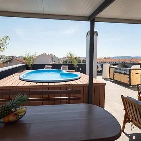 Rooftop Iadera 자다르