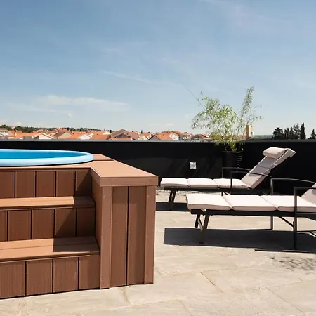 Apartament Rooftop Iadera